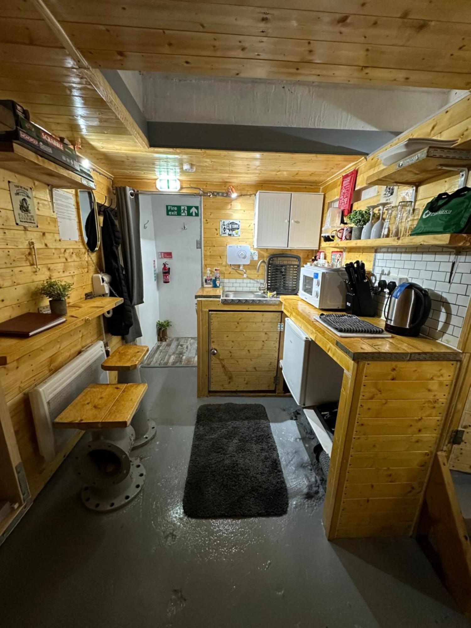 The Old Water Pumping Station Quirky Underground Hobbit House Apartamento Penzance Exterior foto